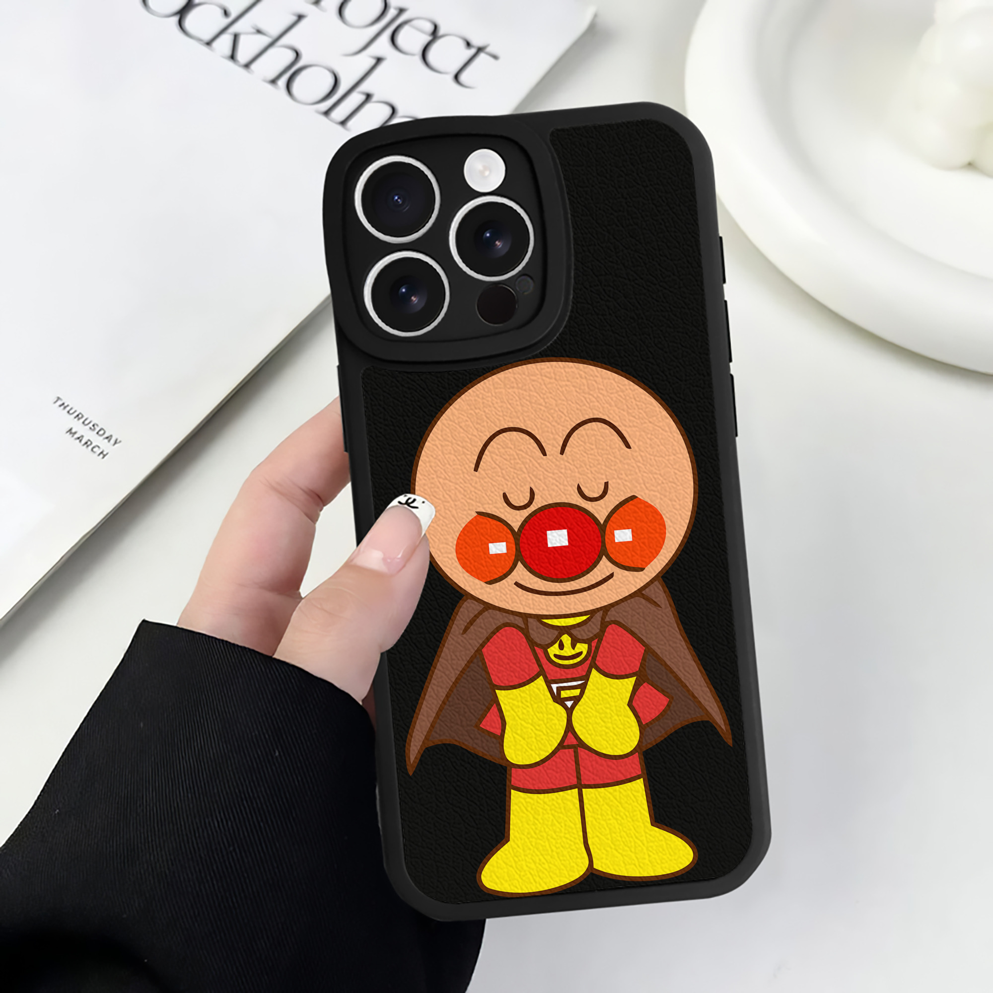 （画像用） アンパンマン Anpanman 【iPhone 16シリーズ対応】シリコンスマホケース（レザー調） 材質：シリコン